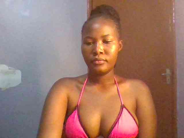 Pretty-thalia1 webcam