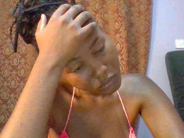 Pretty-thalia1 webcam