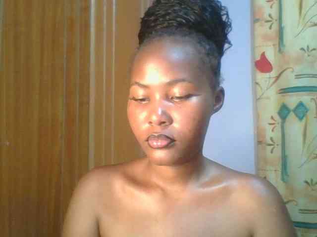 Pretty-thalia1 webcam