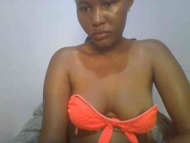 Pretty-thalia1 Pretty-thalia1