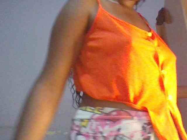 Pretty-thalia1 webcam