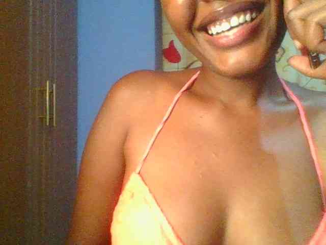 Pretty-thalia1 webcam