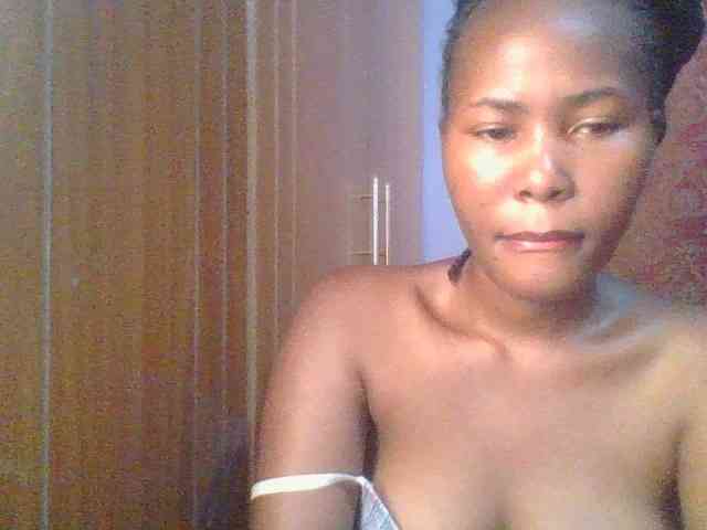 Pretty-thalia1 webcam