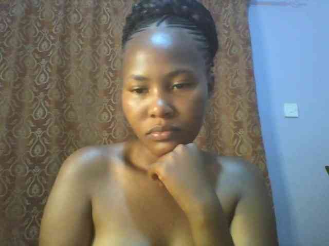 Pretty-thalia1 Pretty-thalia1