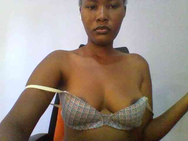 Pretty-thalia1 webcam