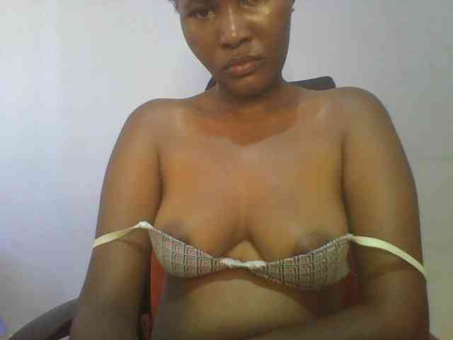 Pretty-thalia1 Pretty-thalia1