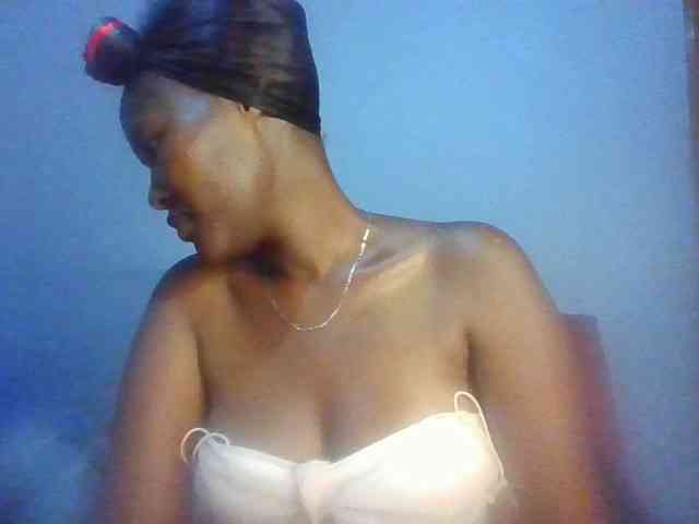 Pretty-thalia1 webcam