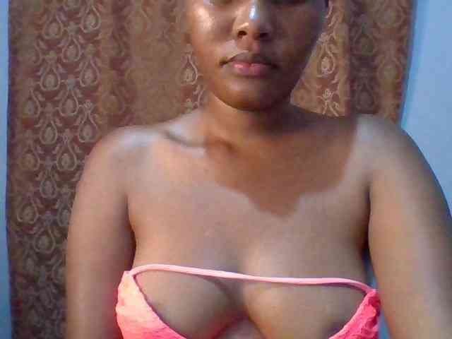 Pretty-thalia1 webcam