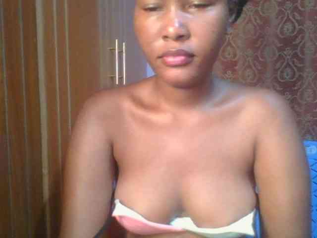 Pretty-thalia1 webcam