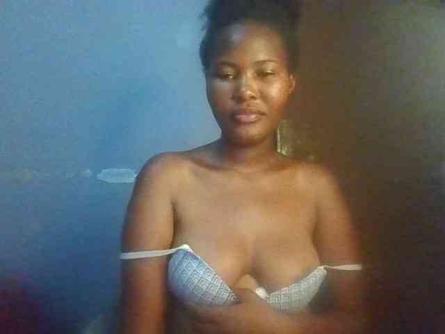 Pretty-thalia1 webcam