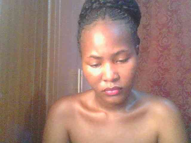 Pretty-thalia1 webcam