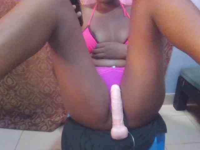 Pretty-thalia1 webcam