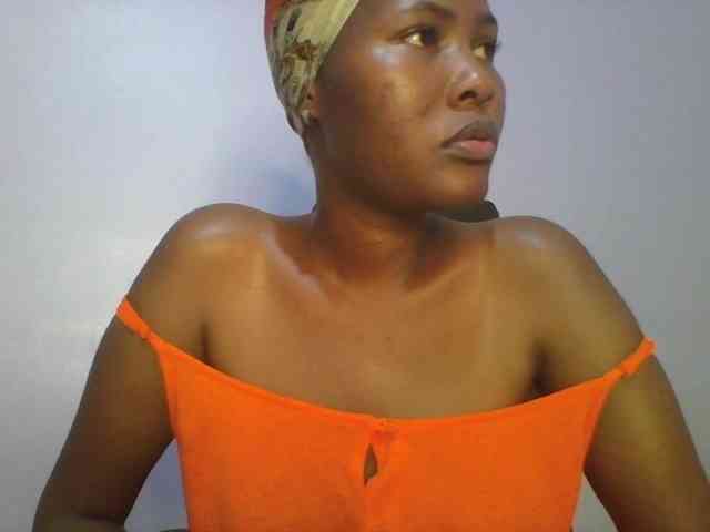 Pretty-thalia1 Pretty-thalia1