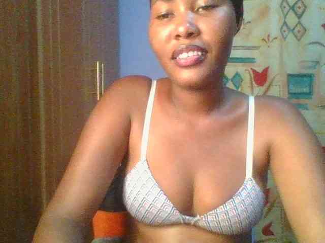 Pretty-thalia1 webcam