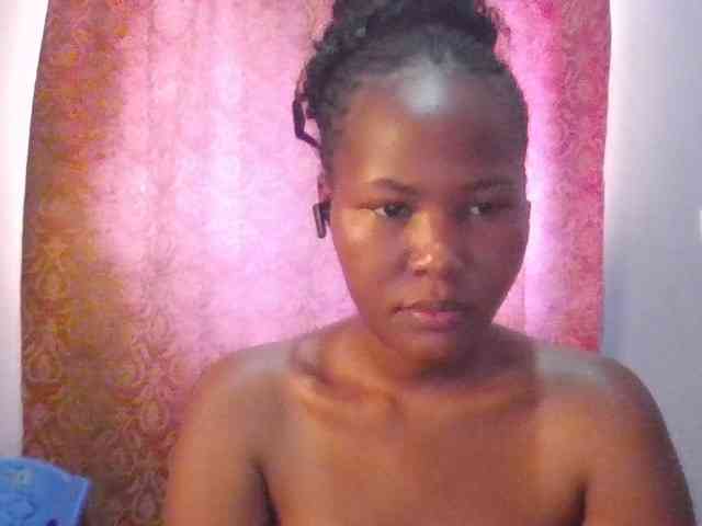 Pretty-thalia1 webcam