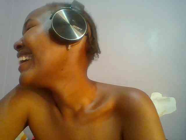 Pretty-thalia1 Pretty-thalia1