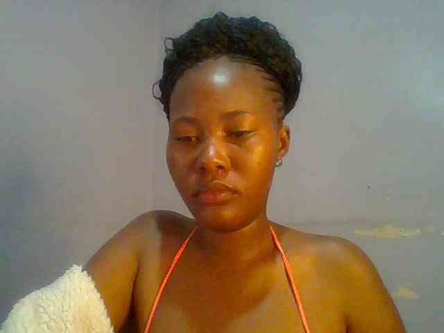 Pretty-thalia1 Pretty-thalia1