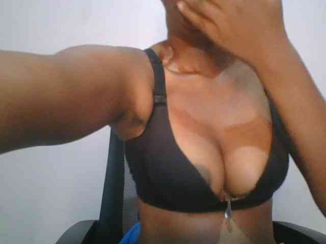 Pretty-thalia1 Pretty-thalia1