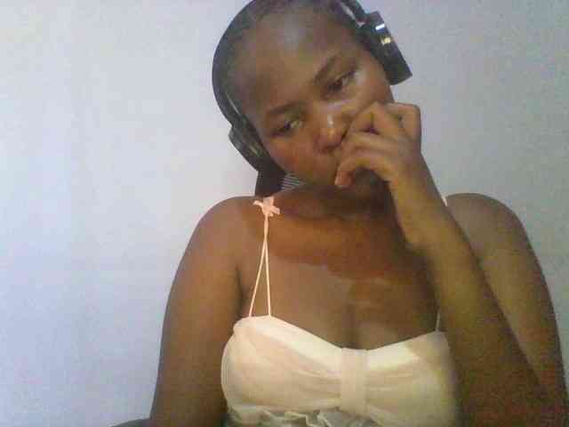 Pretty-thalia1 Pretty-thalia1