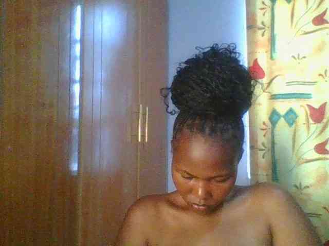 Pretty-thalia1 webcam