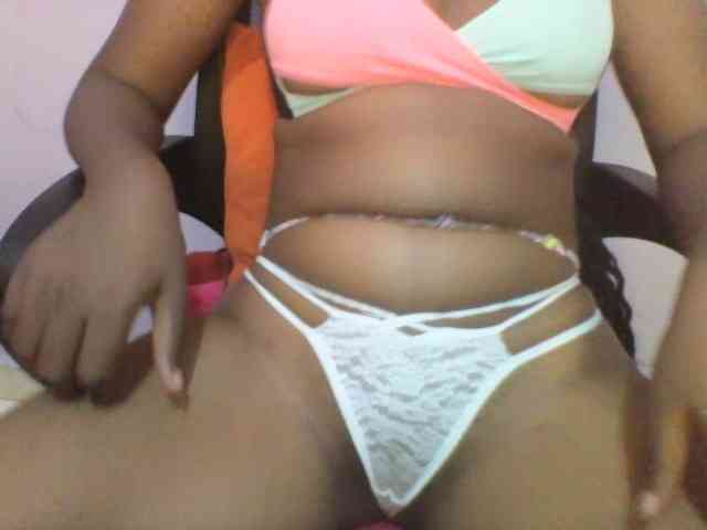 Pretty-thalia1 webcam