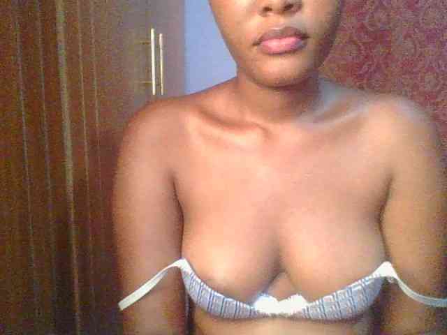 Pretty-thalia1 webcam