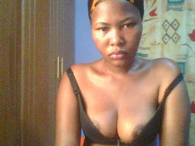 Pretty-thalia1 webcam