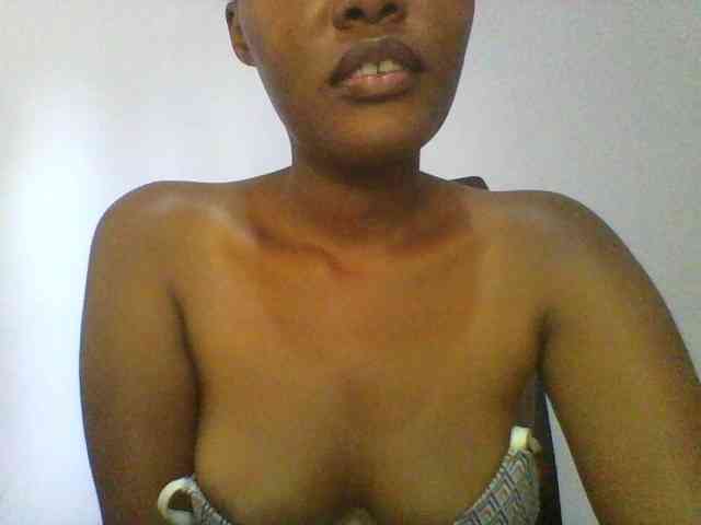 Pretty-thalia1 webcam