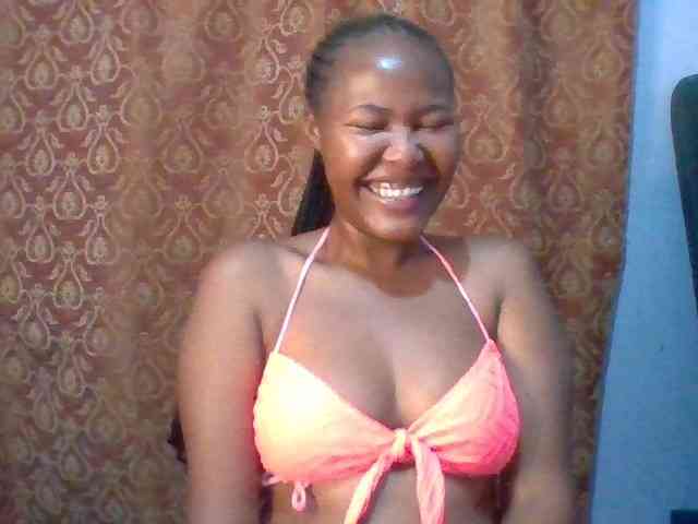 Pretty-thalia1 webcam