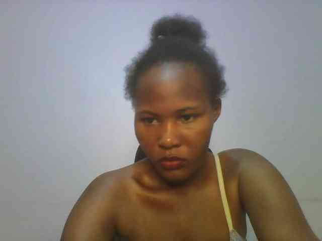 Pretty-thalia1 webcam