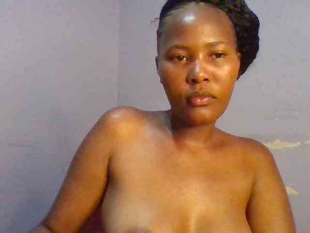 Pretty-thalia1 webcam