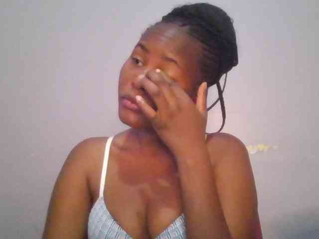 Pretty-thalia1 webcam