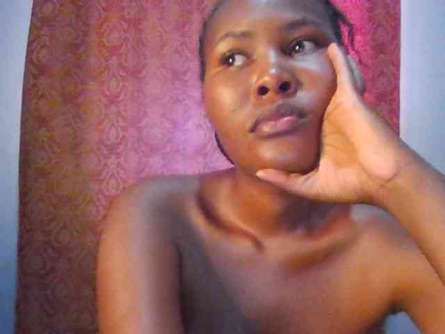 Pretty-thalia1 webcam