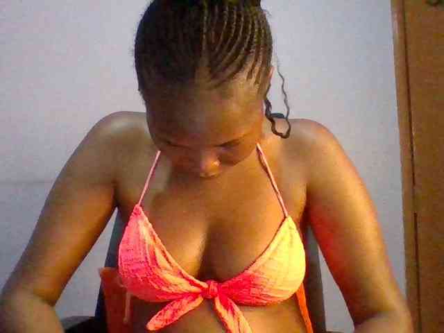 Pretty-thalia1 webcam