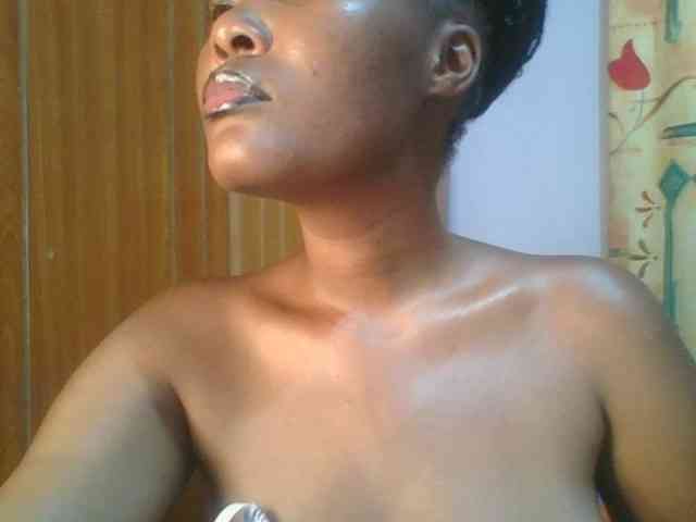 Pretty-thalia1 webcam