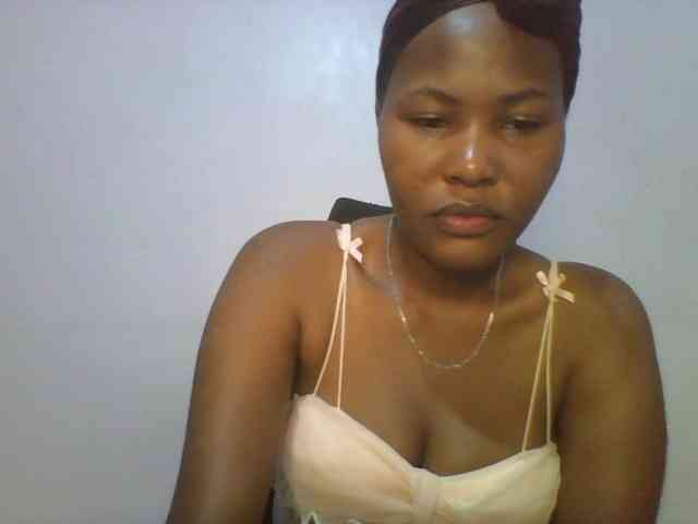 Pretty-thalia1 webcam