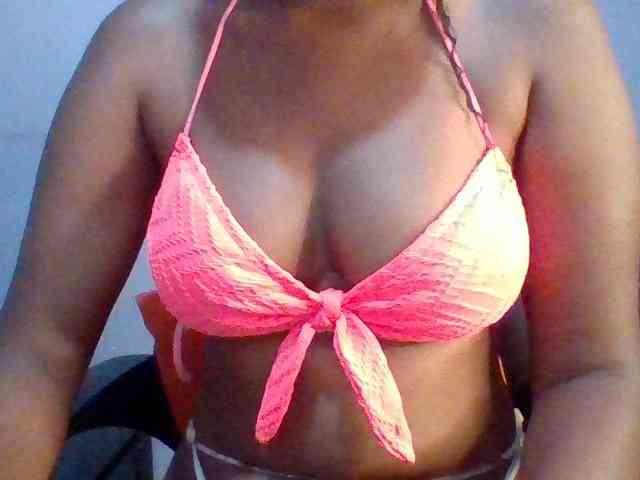 Pretty-thalia1 webcam