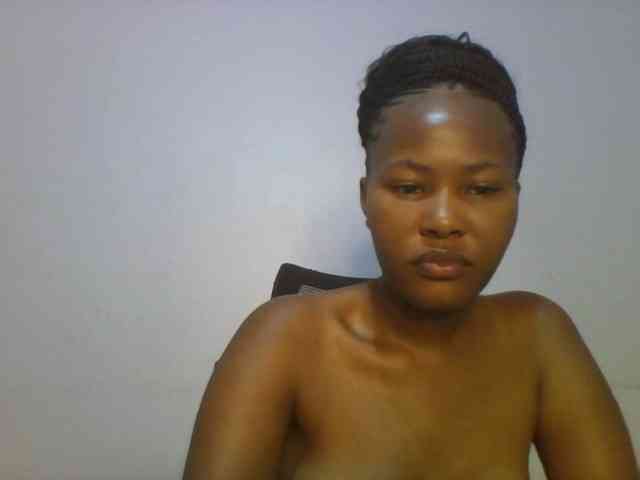 Pretty-thalia1 Pretty-thalia1