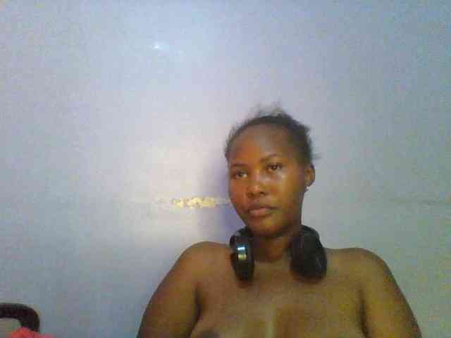 Pretty-thalia1 Pretty-thalia1