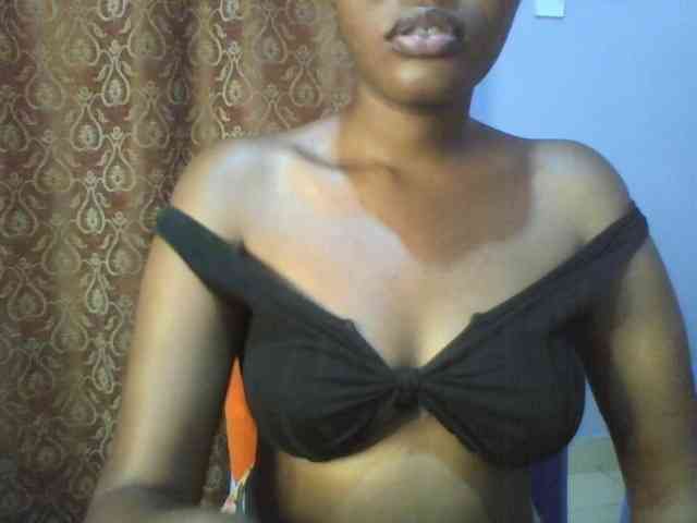 Pretty-thalia1 webcam