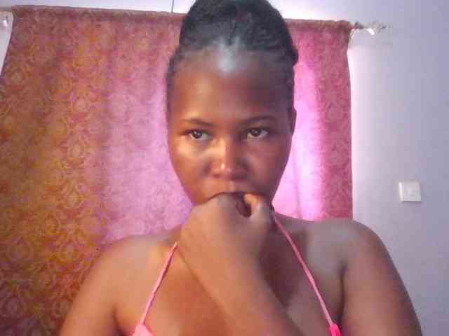 Pretty-thalia1 webcam