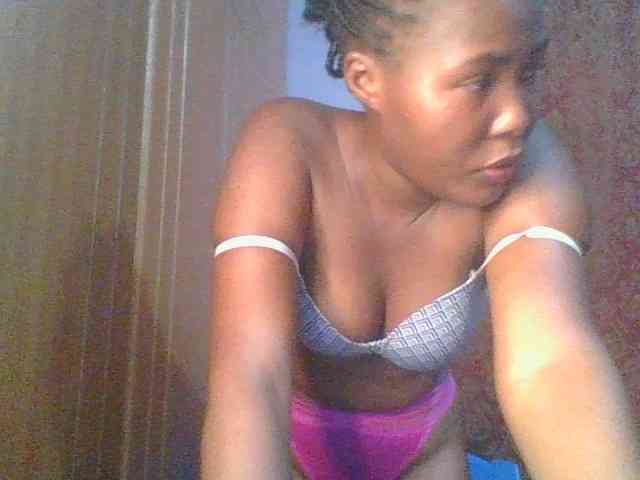 Pretty-thalia1 webcam