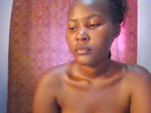 Pretty-thalia1 webcam