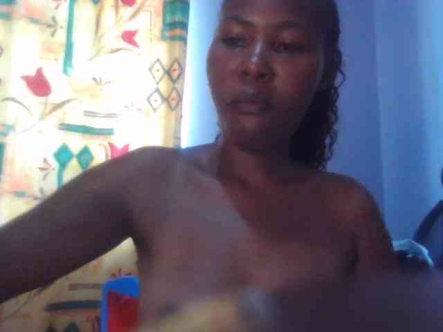 Pretty-thalia1 webcam