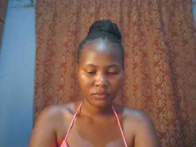 Pretty-thalia1 webcam