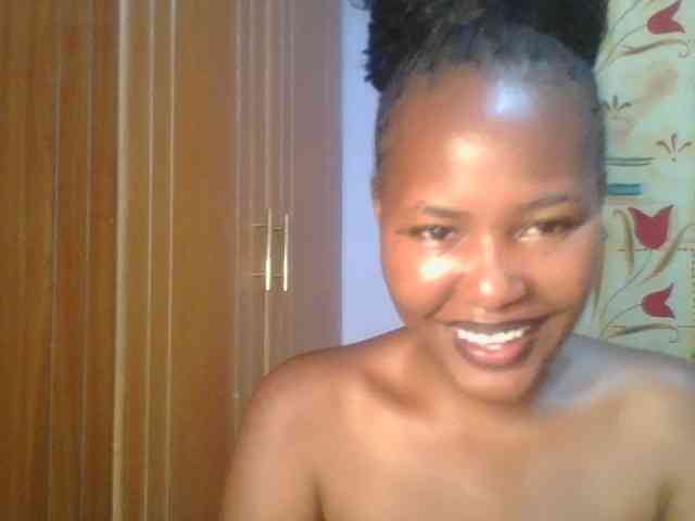 Pretty-thalia1 Pretty-thalia1