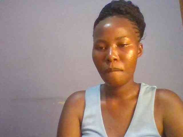 Pretty-thalia1 webcam