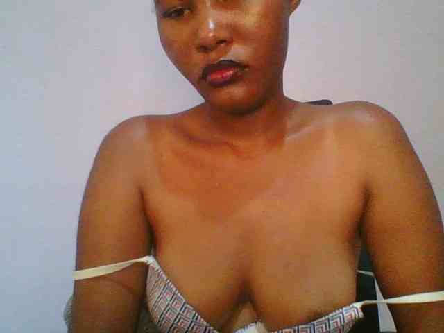 Pretty-thalia1 webcam