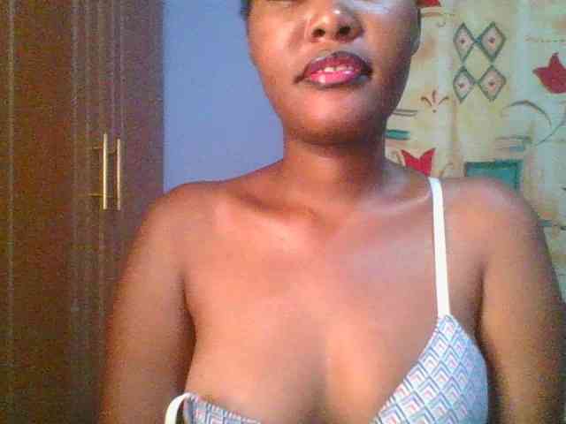 Pretty-thalia1 webcam