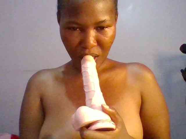 Pretty-thalia1 webcam